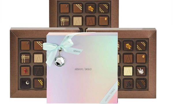 去阿玛尼店买块巧克力