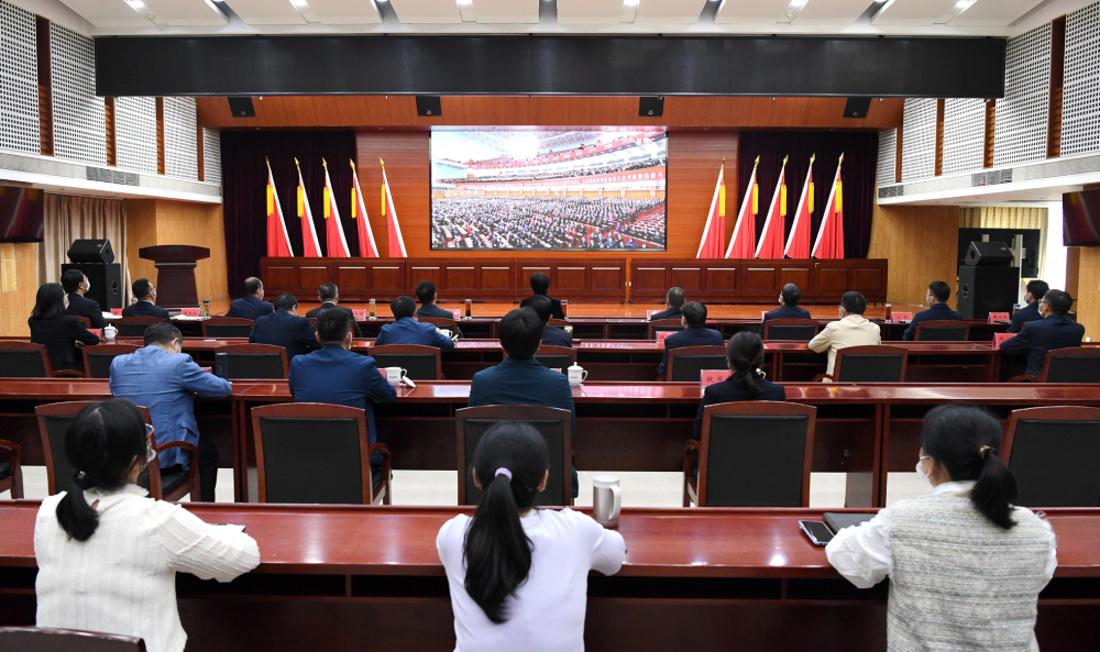 收听收看中区机关收听收看现场.jpg